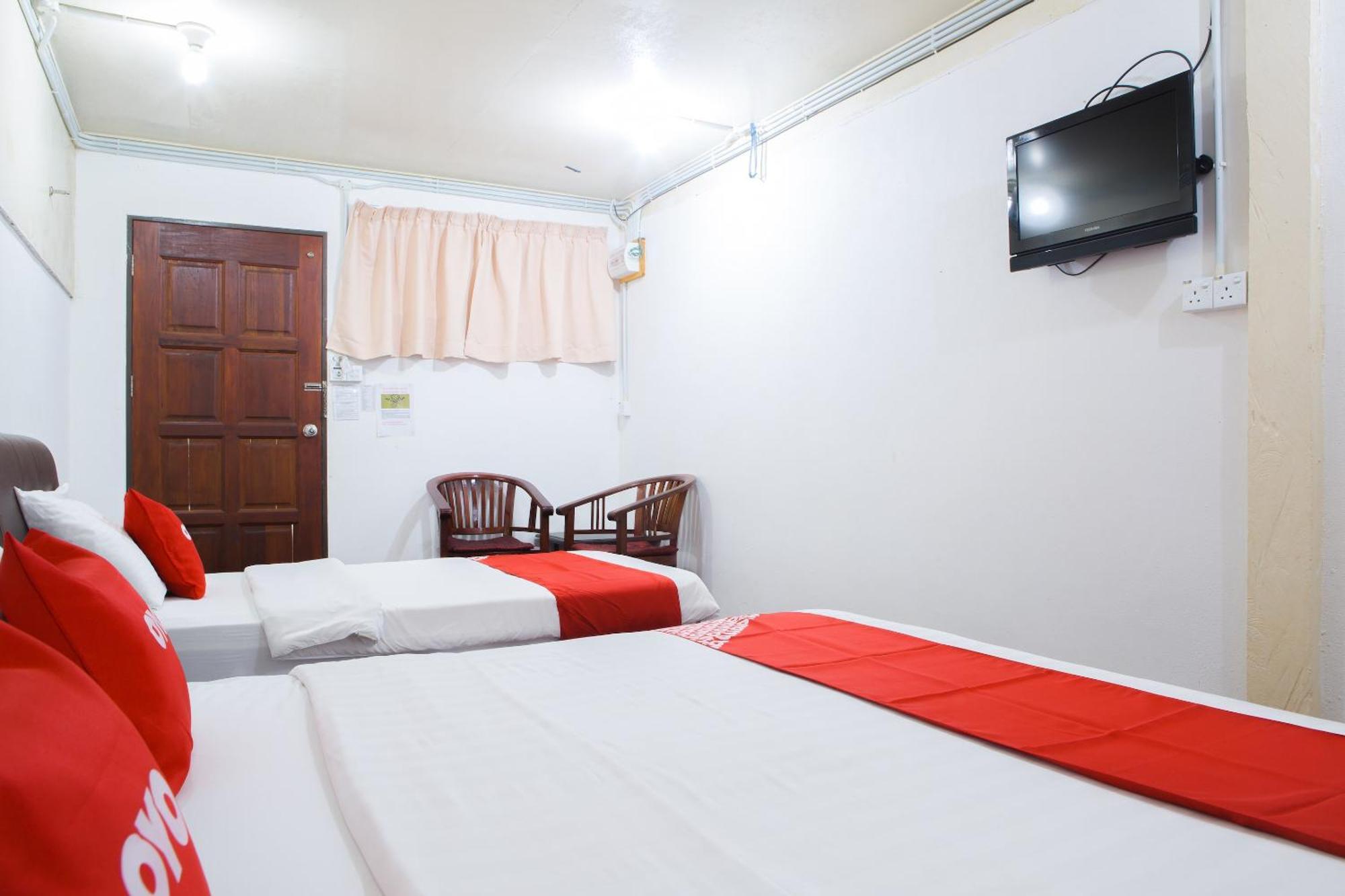 Oyo 90037 The 7 Lodge Tambunan Exterior foto