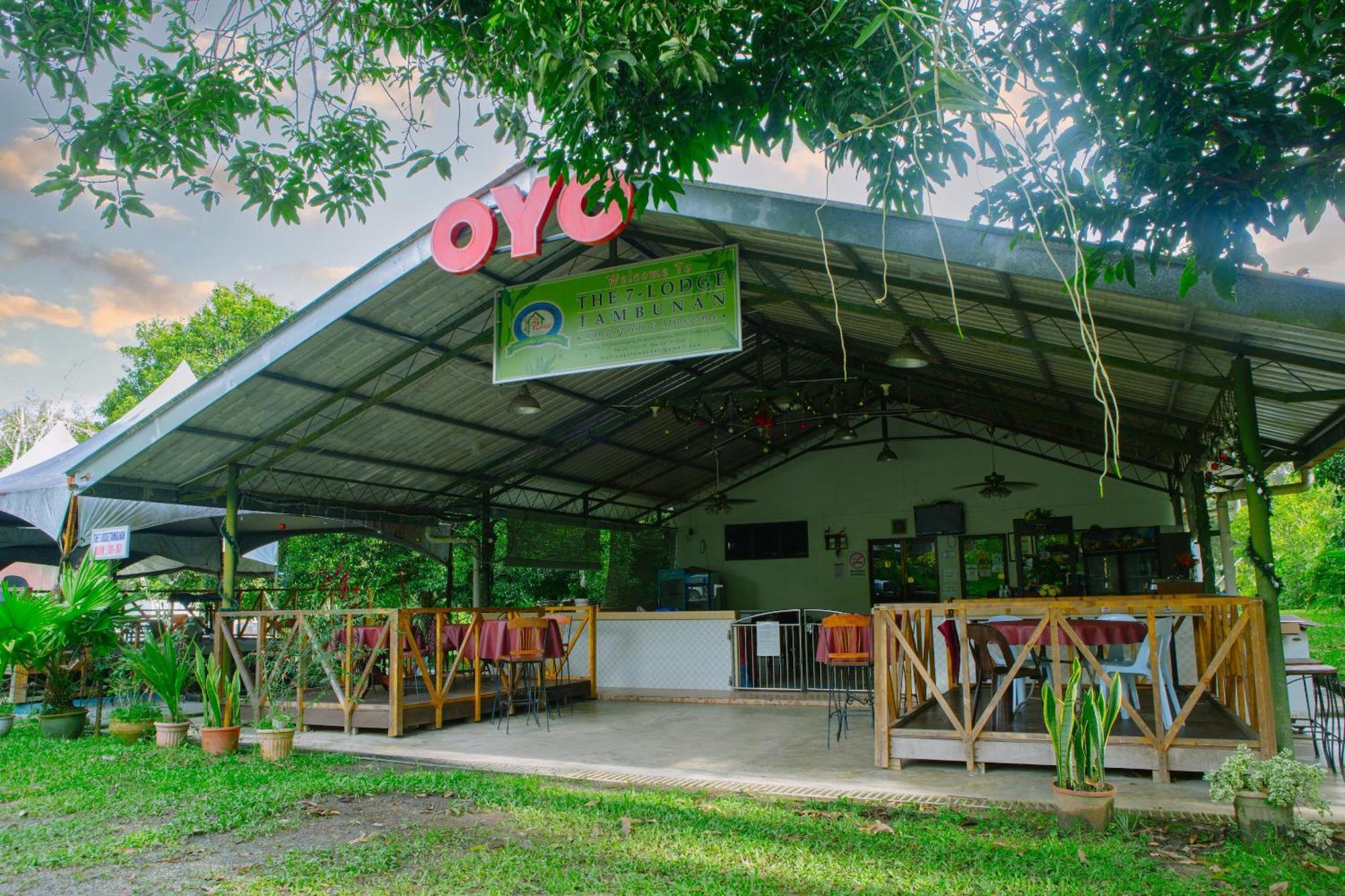 Oyo 90037 The 7 Lodge Tambunan Exterior foto